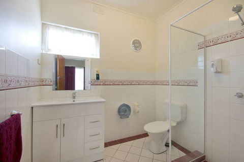 Hello Adelaide Motel + Apartments - Lennox Head Accommodation 3