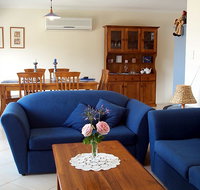 Bay - Ann Cottage - Lennox Head Accommodation