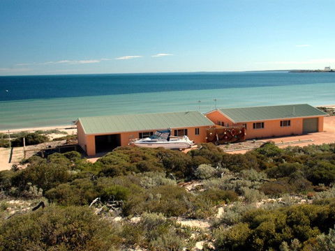 Ceduna Shelly Beach Caravan Park - Lennox Head Accommodation 0