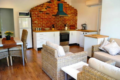 Healesville Garden Grand View - Lennox Head Accommodation 1