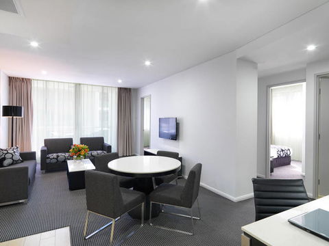 Meriton Serviced Apartments - North Ryde - Lennox Head Accommodation 2