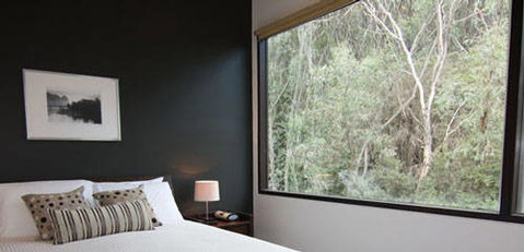 Parallel Apartments - Lennox Head Accommodation 1