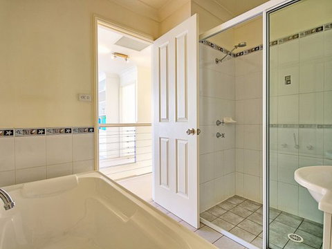 Seaview - Lennox Head Accommodation 83