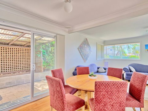 Seaview - Lennox Head Accommodation 87