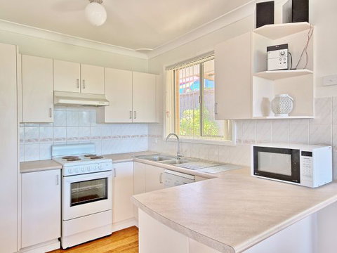 Seaview - Lennox Head Accommodation 88