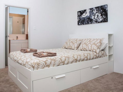 Seaview - Lennox Head Accommodation 137