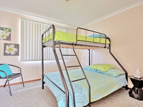Seaview - Lennox Head Accommodation 150