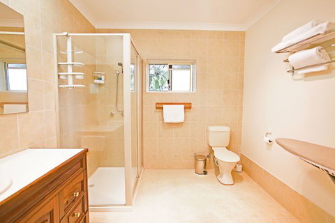 Bonville Lodge - Lennox Head Accommodation 10