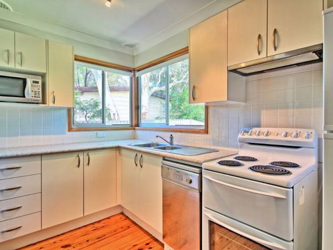 Seaview - Lennox Head Accommodation 70