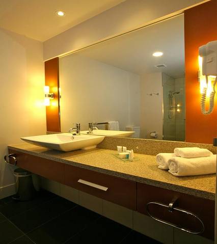 The Colmslie Hotel Suites & Conference Centre - Lennox Head Accommodation 1