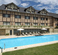 The Hills Lodge Hotel  Spa - Lennox Head Accommodation