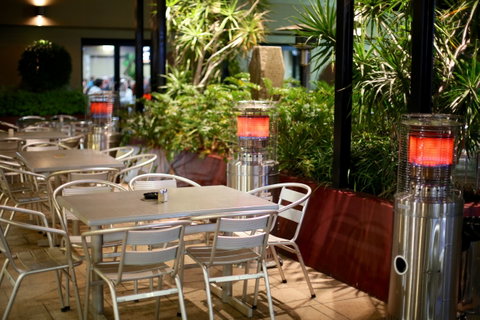 Windsor Castle Hotel - Lennox Head Accommodation 1
