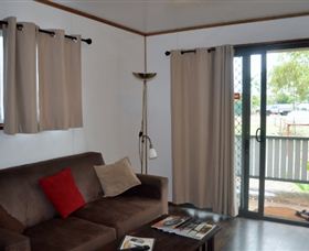 Daly Waters Historic Pub - Lennox Head Accommodation 4