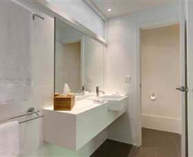 Hamilton Island Palm Bungalows - Lennox Head Accommodation 2
