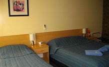 Benjamin Singleton Motel - Singleton - Lennox Head Accommodation 3