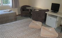 Bombala Maneroo Motel - Bombala - Lennox Head Accommodation 3