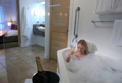 Novotel Twin Waters Resort - Lennox Head Accommodation 2