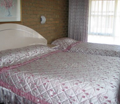 Quality Inn Baton Rouge - Lennox Head Accommodation 1