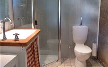 Kangadoo Cottage - Lennox Head Accommodation 7