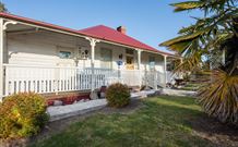 Tenterfield Cottage - Lennox Head Accommodation 7