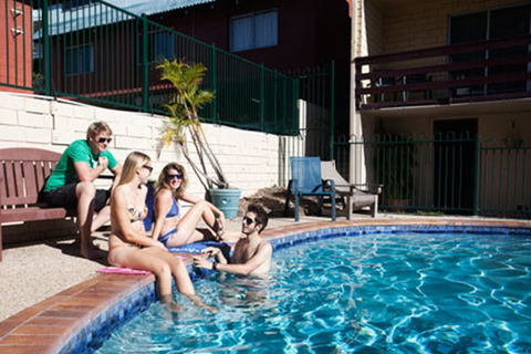 Airlie Beach YHA, Whitsundays - Lennox Head Accommodation 6