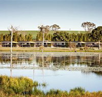Lake Redbrook Holiday Retreat - Lennox Head Accommodation
