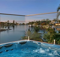 Sanctuary on Water Elite Holiday Home - Lennox Head Accommodation