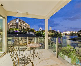 Riviera Waters At Vogue Holiday Homes - Lennox Head Accommodation 2