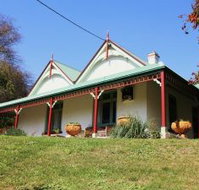 Ravenscroft and The Cottage - Lennox Head Accommodation