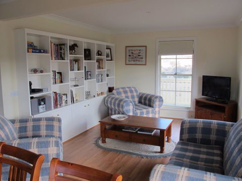 Riverbend Cottage - Lennox Head Accommodation 2
