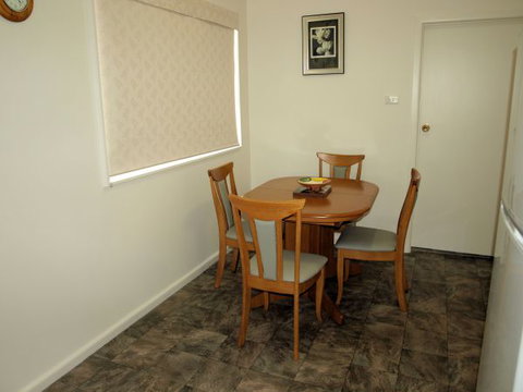 Shamrose Cottage - Lennox Head Accommodation 7