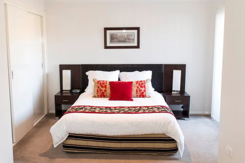 Stay Bathurst - Lennox Head Accommodation 2