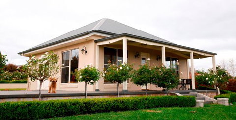 Stay Bathurst - Lennox Head Accommodation 3