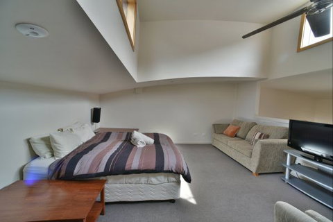 Tomarlin Views 1 - Lennox Head Accommodation 7