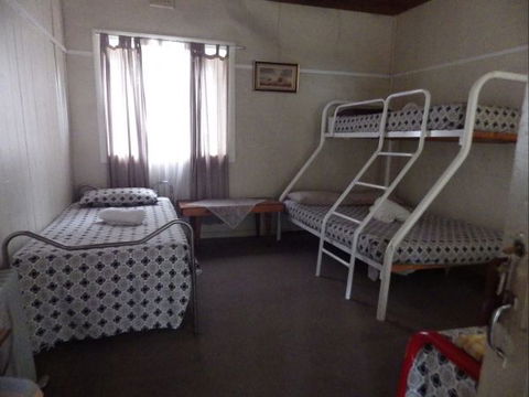 Victoria Hotel: Moonan Flat - Lennox Head Accommodation 3