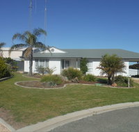 Alilly - Lennox Head Accommodation