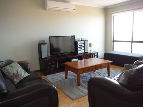 Bliss - Lennox Head Accommodation 1