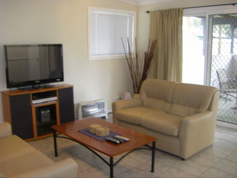 Bliss - Lennox Head Accommodation 7