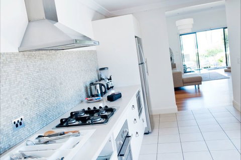 Seaglass - Lennox Head Accommodation 12