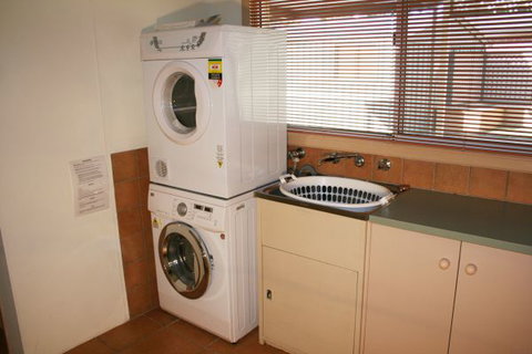 Elderton Guest House - Lennox Head Accommodation 6