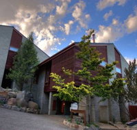 Edelweiss Hutte - Lennox Head Accommodation