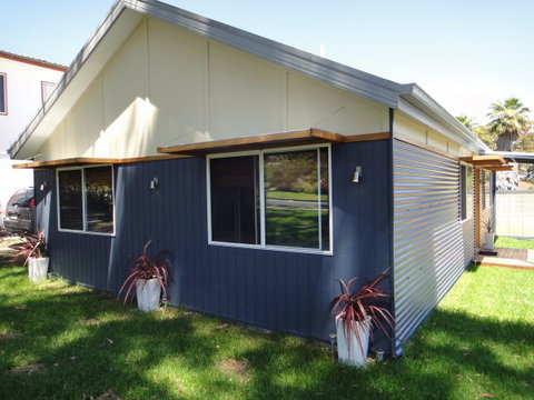 Bluewater Getaway - Lennox Head Accommodation 0