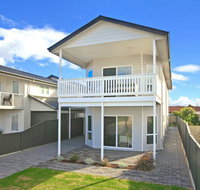 Century 21 SouthCoast White Caps - Lennox Head Accommodation