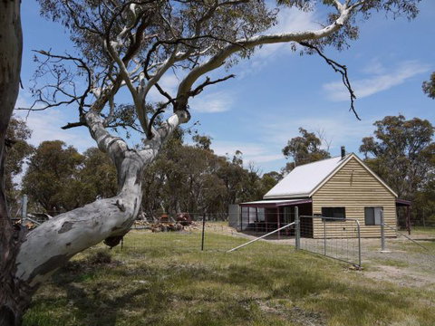 Top Of The Range Jindabyne - Lennox Head Accommodation 0