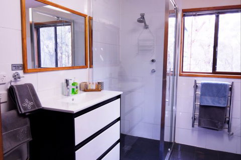 Top Of The Range Jindabyne - Lennox Head Accommodation 5