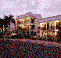 Elysium Apartments Palm Cove - Lennox Head Accommodation