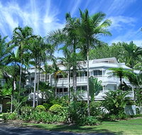 Apartments at the White House Port Douglas - Lennox Head Accommodation