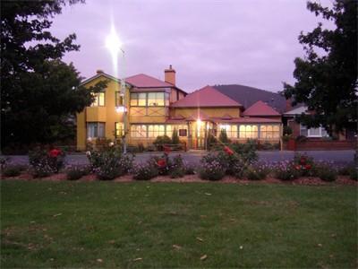 New Norfolk TAS Lennox Head Accommodation