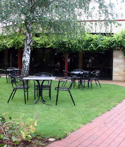 Vine Inn Barossa - Lennox Head Accommodation 1