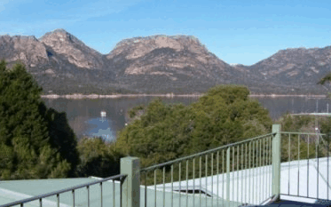 Coles Bay Waterfronters - Lennox Head Accommodation 1